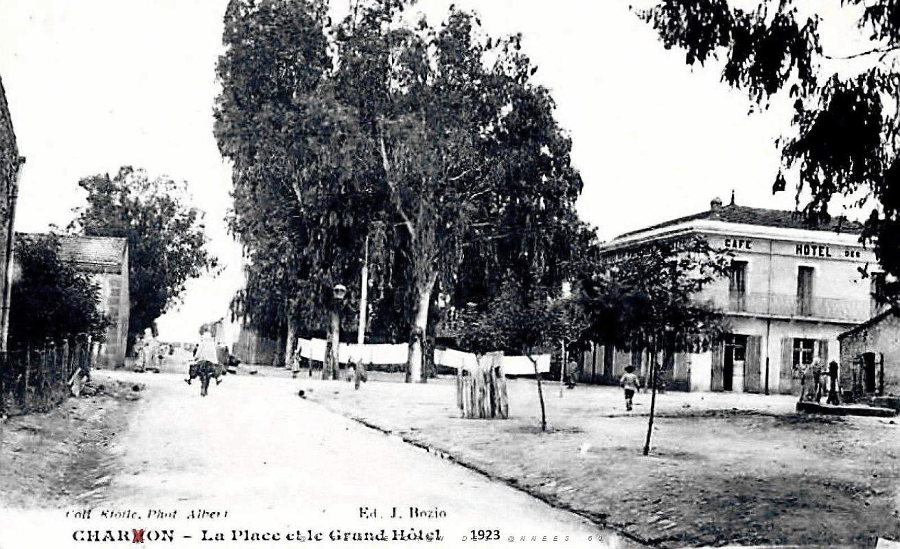 Charon - Place et Grand Hotel - 1923.jpg